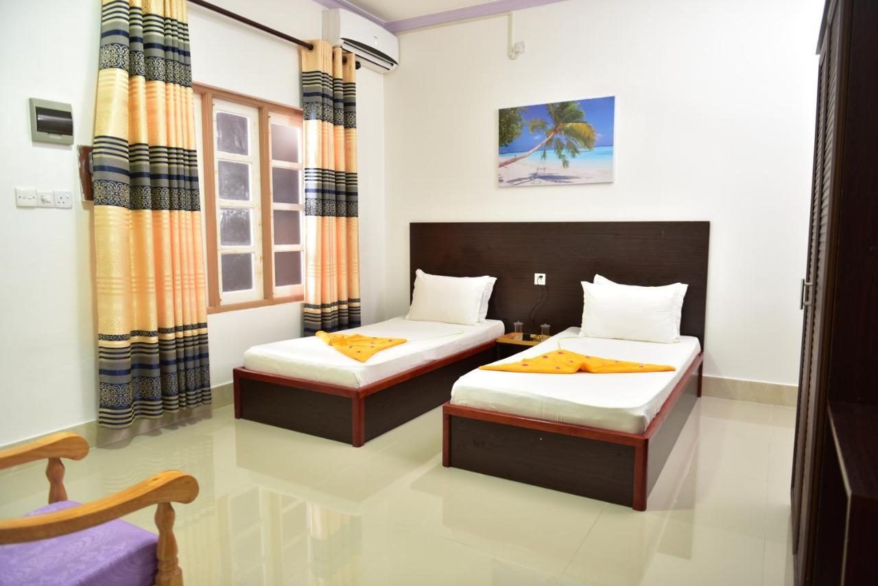 Moodhumaa Inn Guraidhoo  Exterior foto
